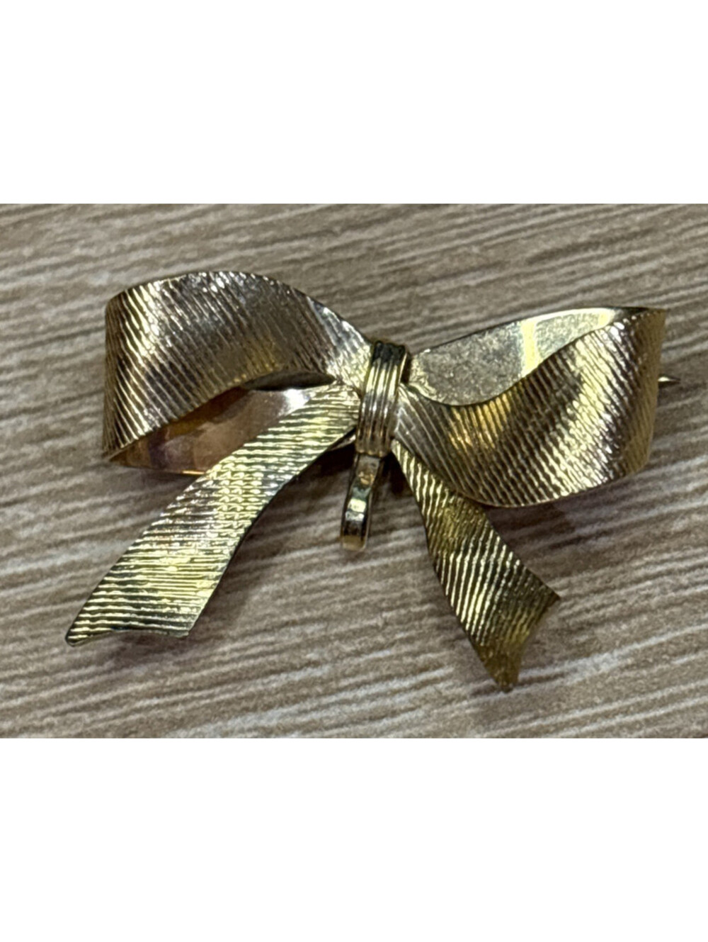 Vintage Carl Art 1/20 12Kt Gold Filled Bow Pin Brooch Jewelry